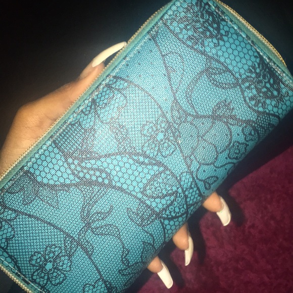 Wallet - Picture 3 of 3